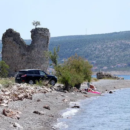 Triple Starigrad 17698e Gasthof