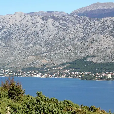Triple Starigrad 17698e 3*