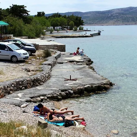 Triple Starigrad 17698e